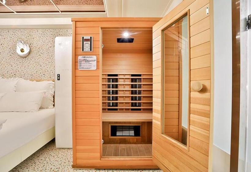 스위트, Daegu February Hotel Dongdaegustation