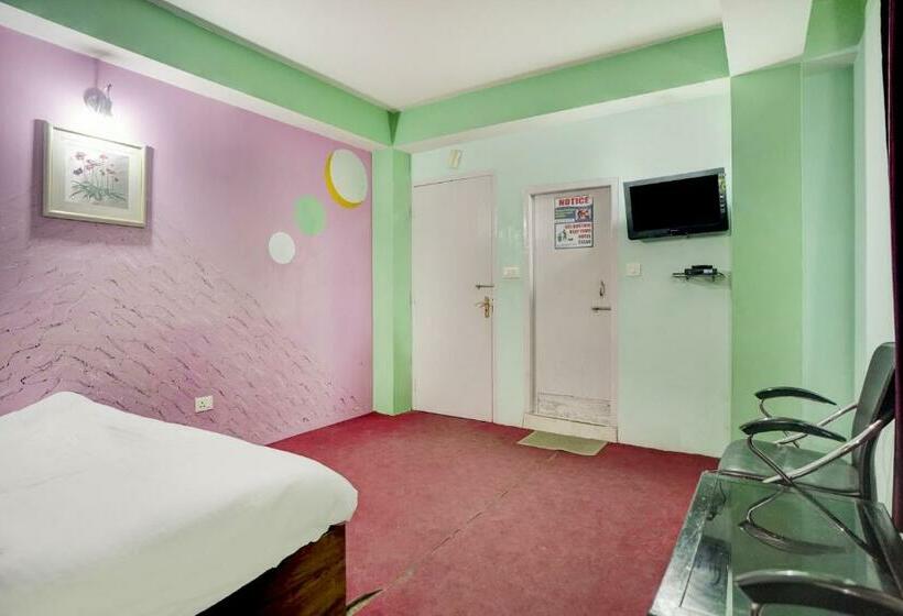 חדר דלוקס לשלושה, Twins Peak