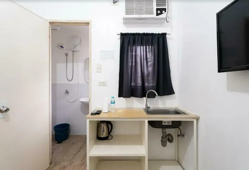 Chambre Triple Basique, Pasay Centrale