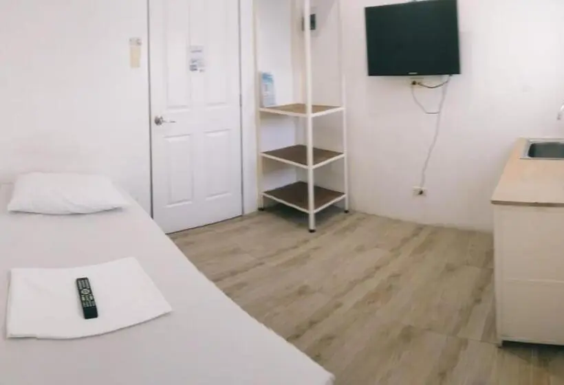 Chambre Standard Individuelle, Pasay Centrale
