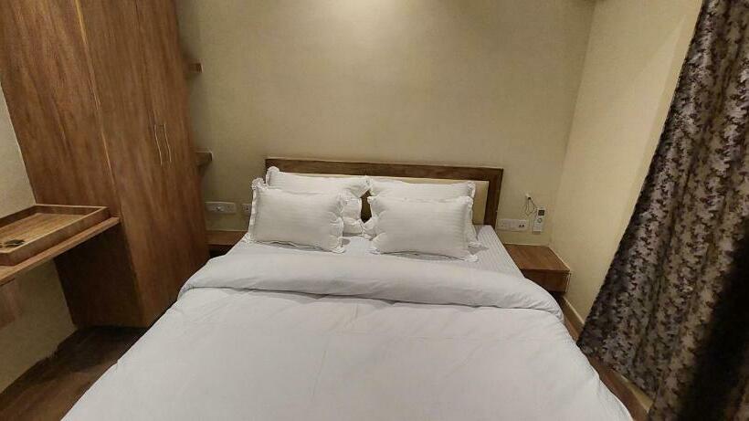 デラックスルーム, Dream