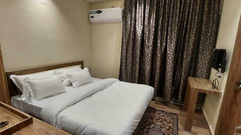 バス共有のスタンダードルーム, Dream