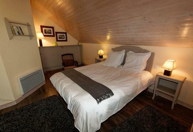 标准三人间, Le Moulin Du Couffon