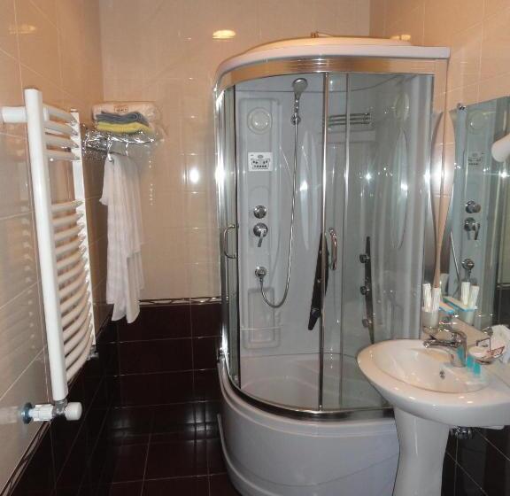 标准间, Diana Hotel