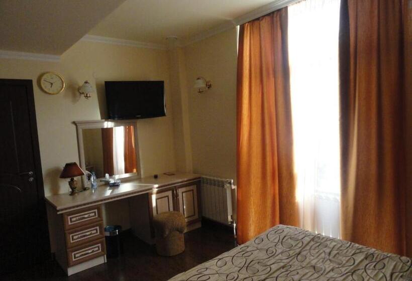 标准间, Diana Hotel