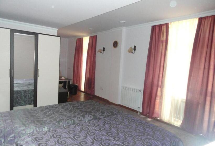 小型套房, Diana Hotel