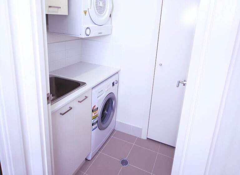 شقة 3 غرف, Domain Serviced Apartments