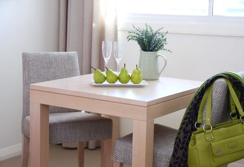 شقة غرفتين, Domain Serviced Apartments