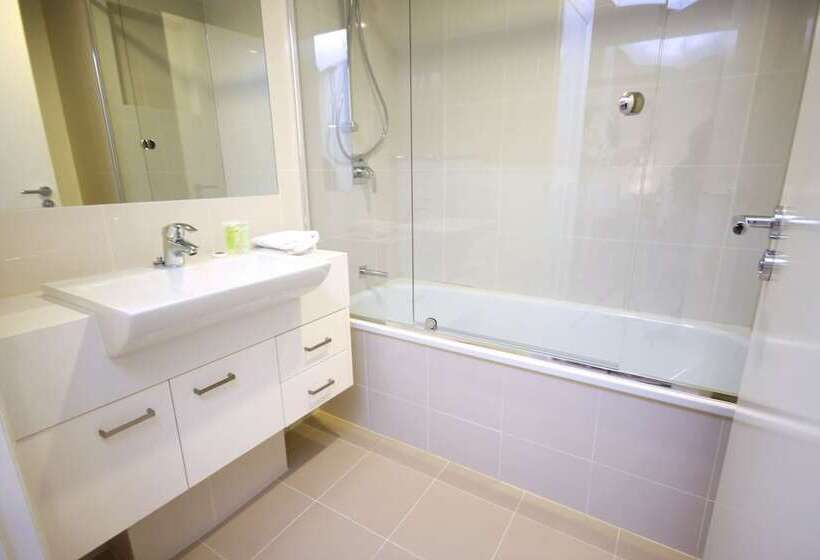 شقة 3 غرف, Domain Serviced Apartments