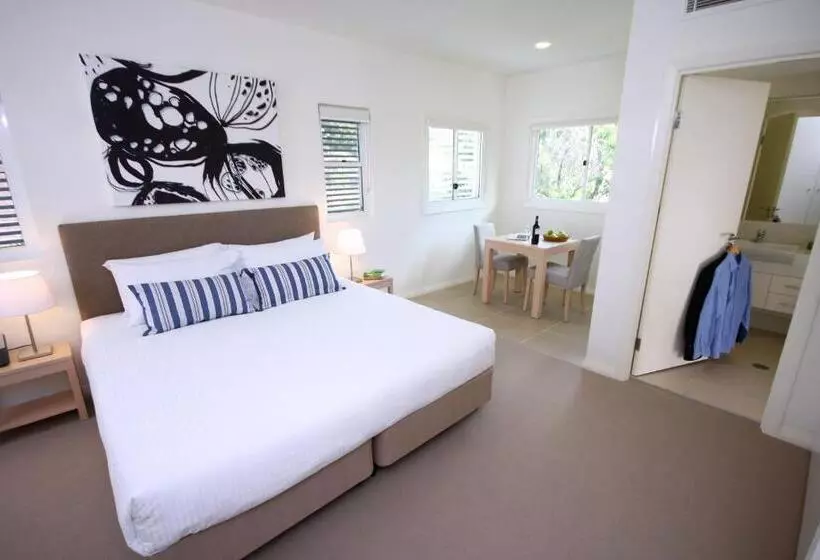 スタンダードスタジオ, Domain Serviced Apartments