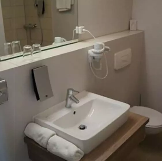 Comfort Yhden Hengen Huone, Gastehaus Fernblick