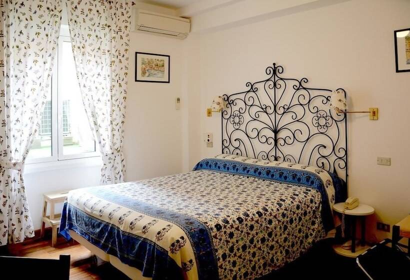 اتاق استاندارد, Albergo Nazionale