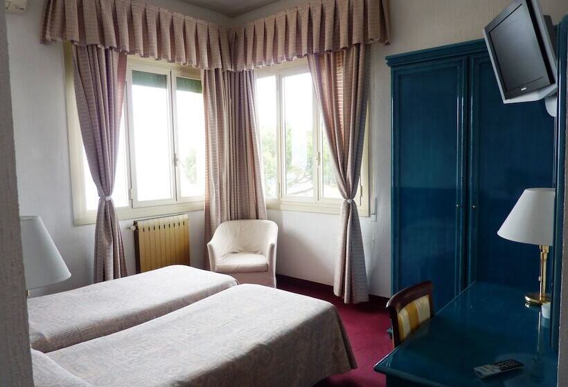 غرفة قياسية, Ariston Montecarlo