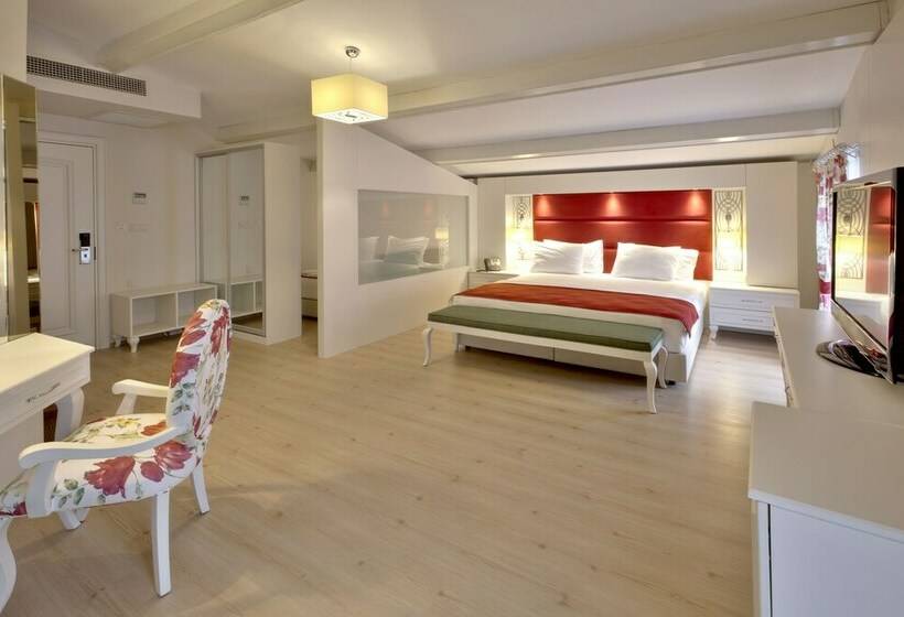 جناح جونيور, Baga