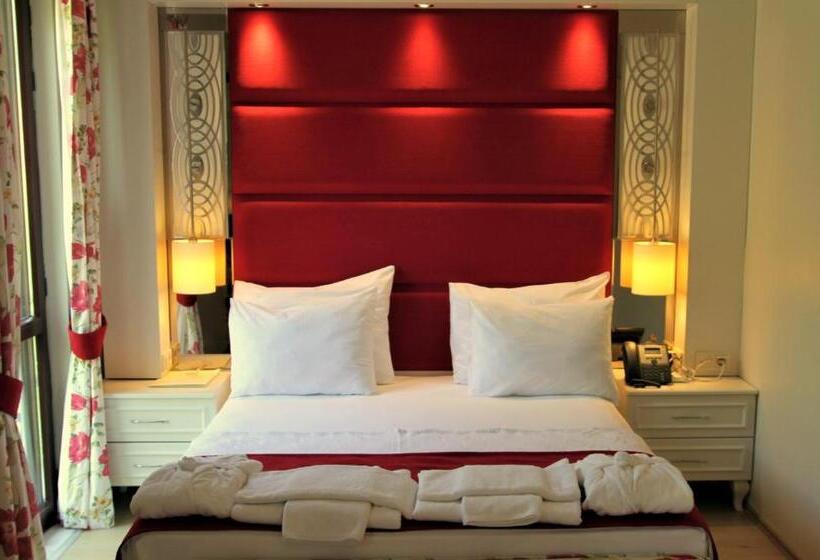 جناح سرير كينج, Baga