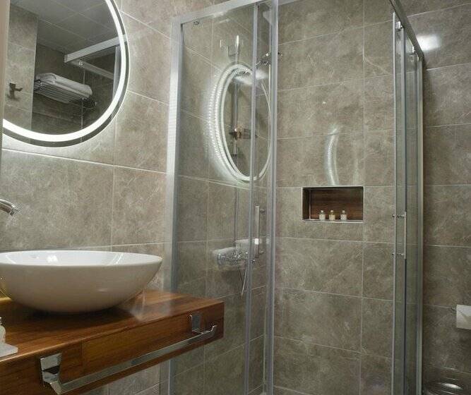 غرفة قياسية مطلّة علي البحر, Baga