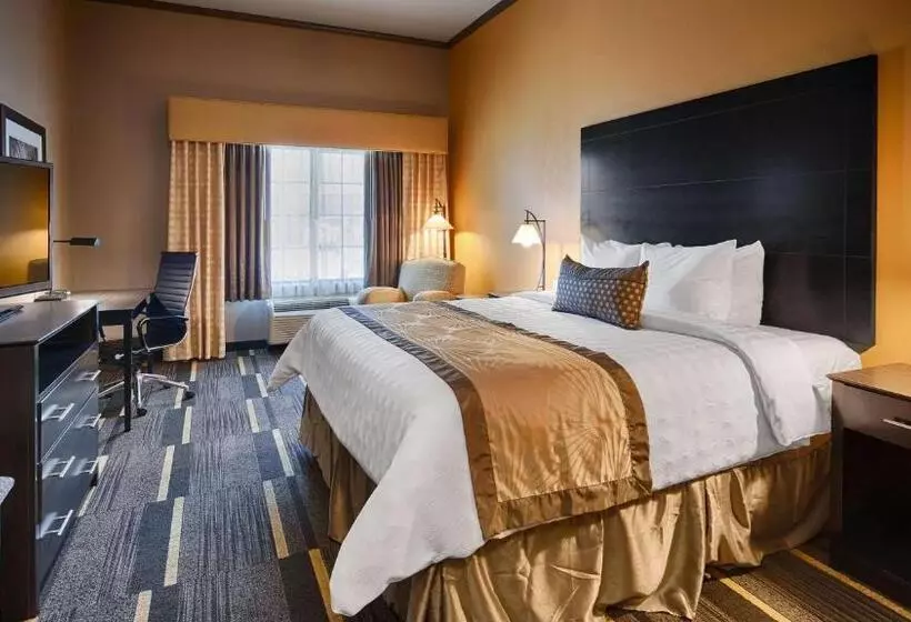 キングサイズベッドのスタンダードルーム, Best Western Plus Emerald Inn & Suites
