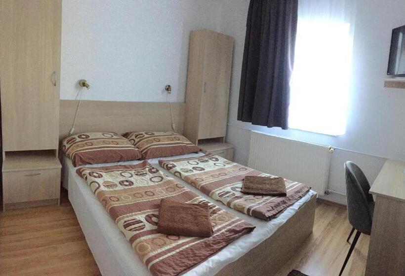 חדר סטנדרט, Gerendas Panzió