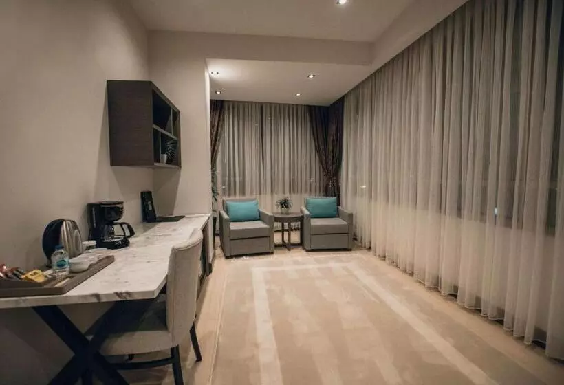 Suite 2 Camere da Letto, Hilly