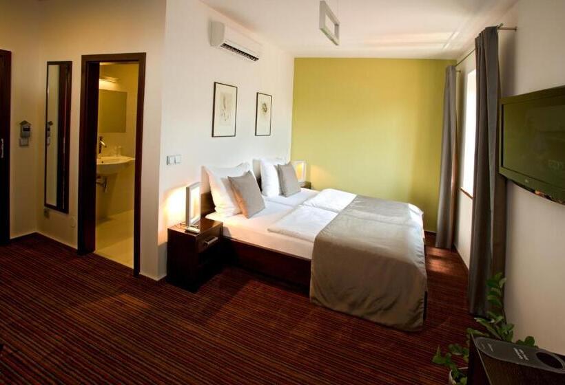 غرفة قياسية, Lahofer