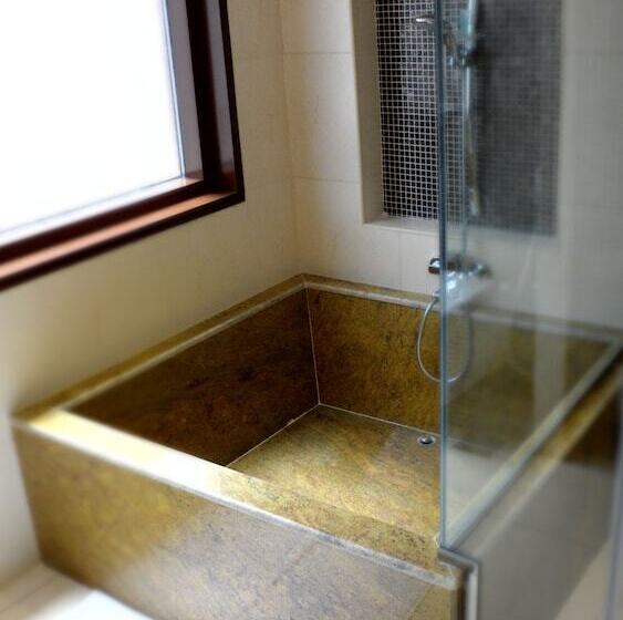 Президентский Люкс, Mark Inn Hotel Deira