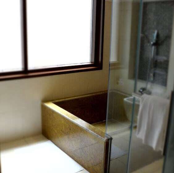 Президентский Люкс, Mark Inn Hotel Deira