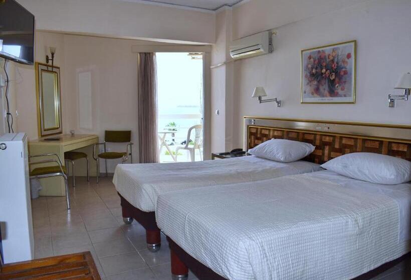 Номер Стандарт Вид на Море, Theoxenia