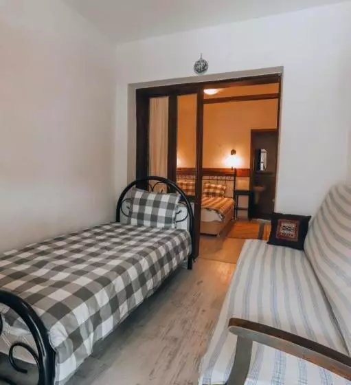 スタンダードルーム, Akropolis Guest House