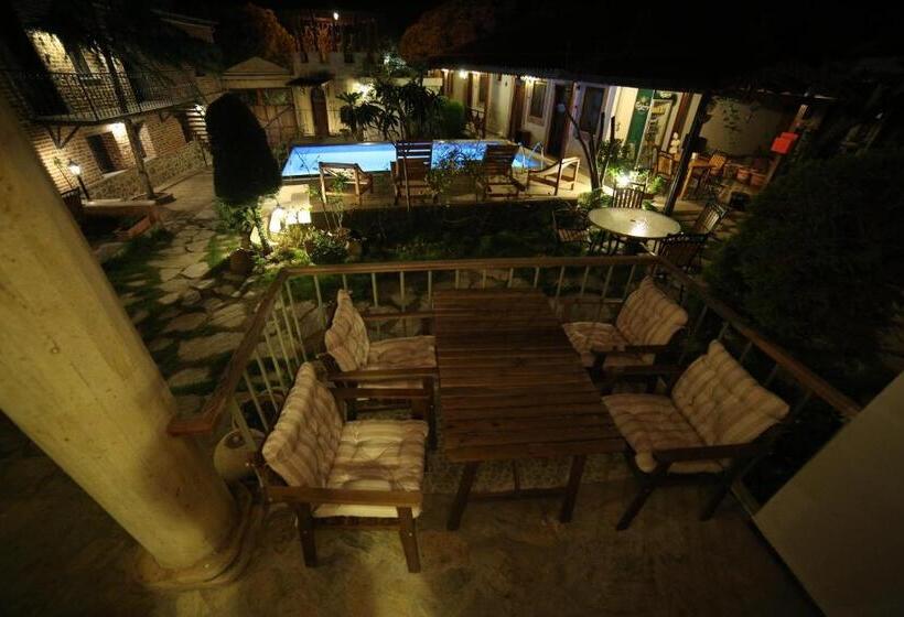 غرفة عائلية, Akropolis Guest House