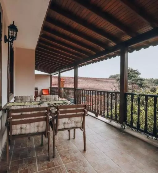 デラックスルーム, Akropolis Guest House