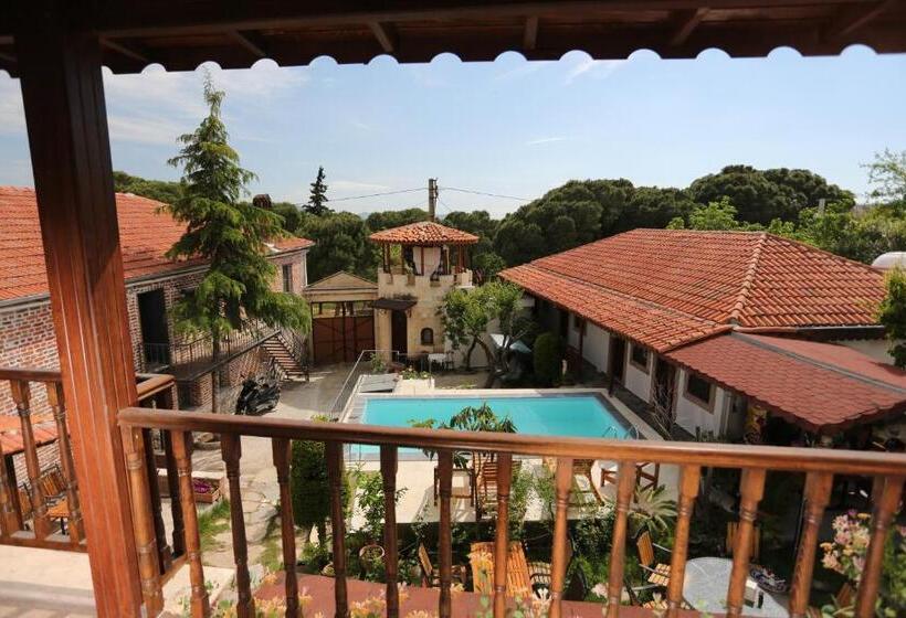 جناح عائلي, Akropolis Guest House