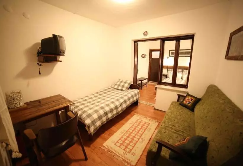 ファミリールーム, Akropolis Guest House