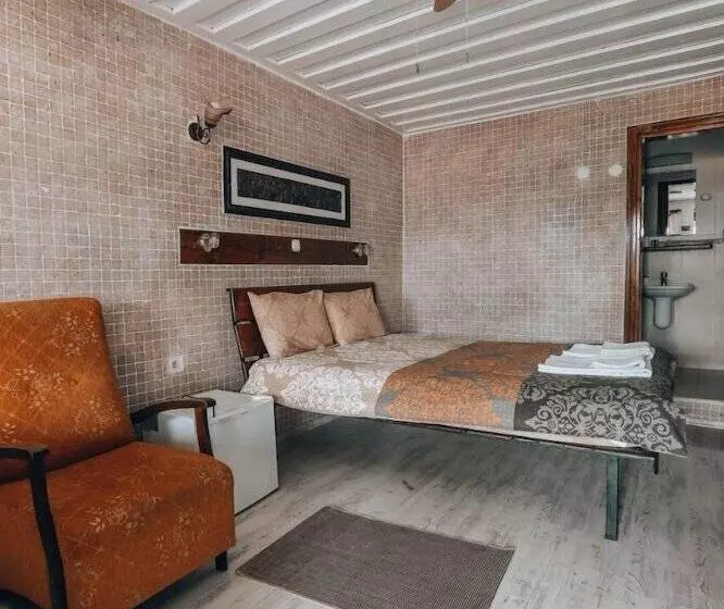 デラックスルーム, Akropolis Guest House
