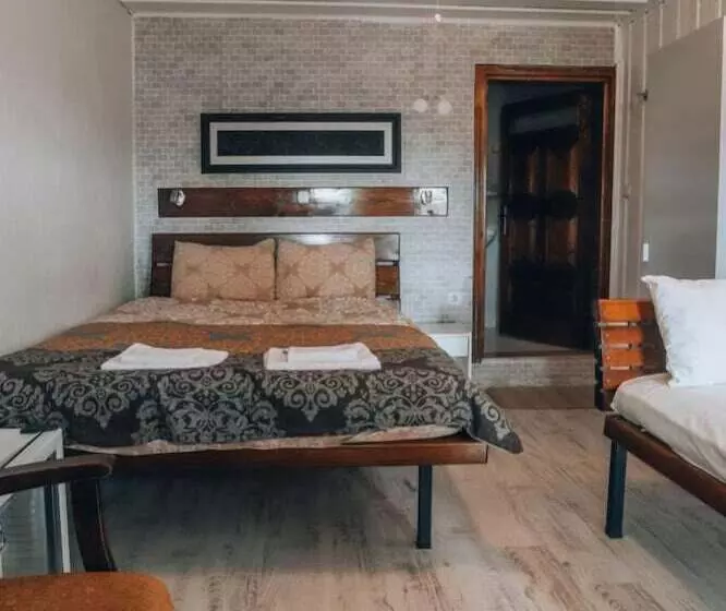デラックスルーム, Akropolis Guest House