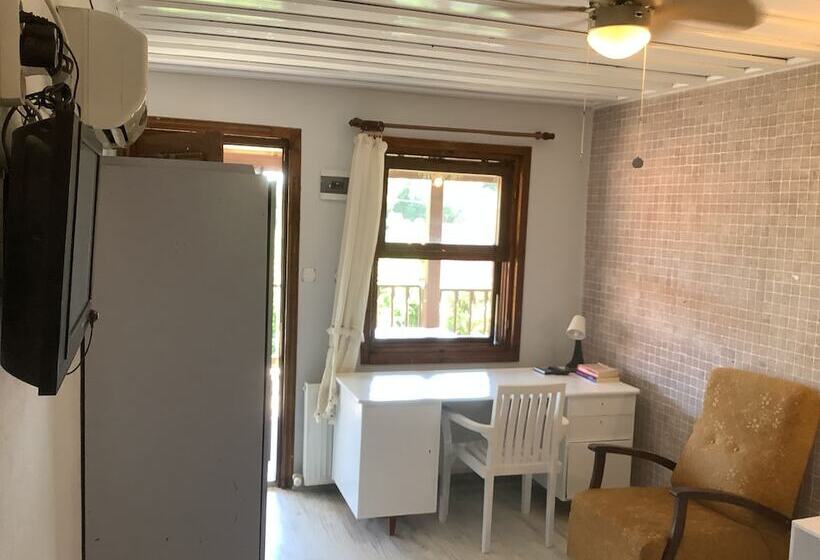 غرفة ديلوكس, Akropolis Guest House