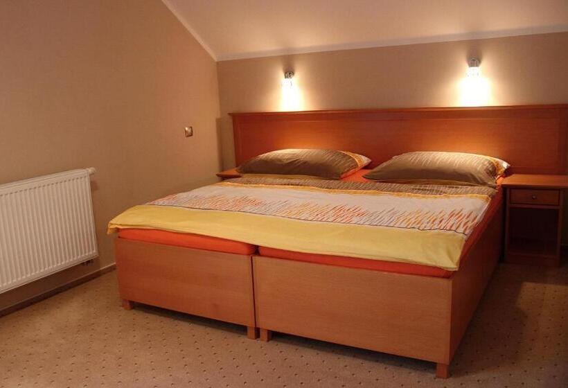 四人标准间, Penzion Harmonie