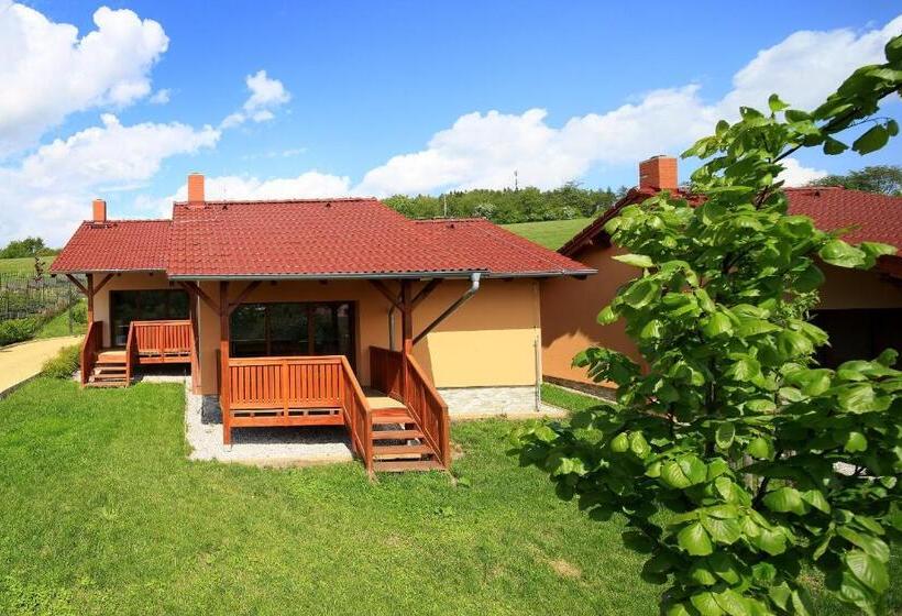 标准平房, Penzion Harmonie