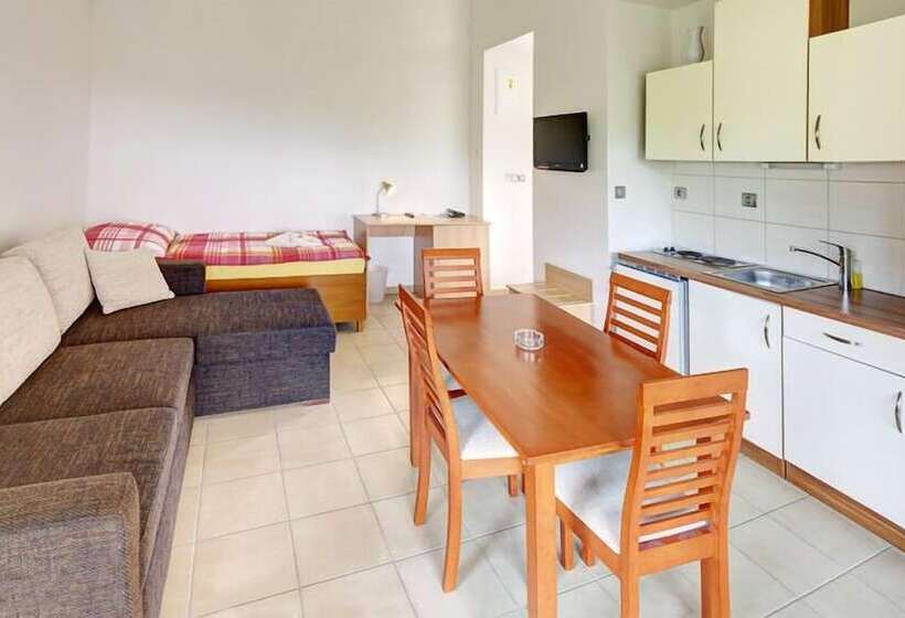 标准平房, Penzion Harmonie