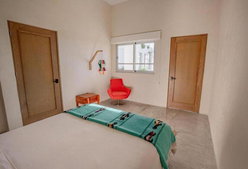 スタンダードスタジオ, Topia Retreat Piscina Suite Norte