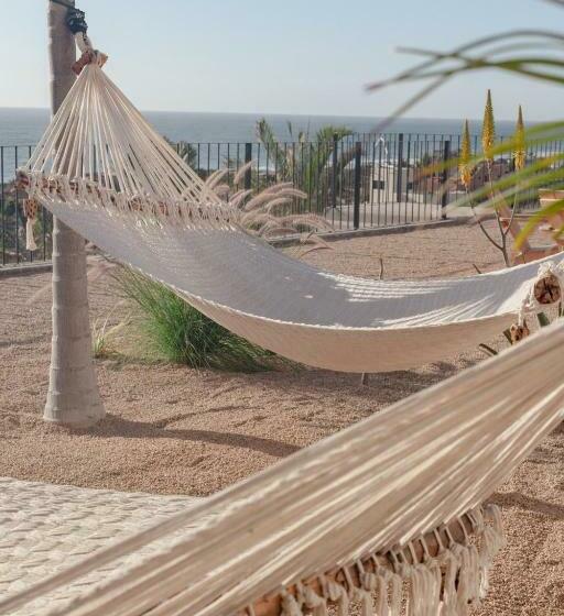 スタンダードスタジオ, Topia Retreat Piscina Suite Norte