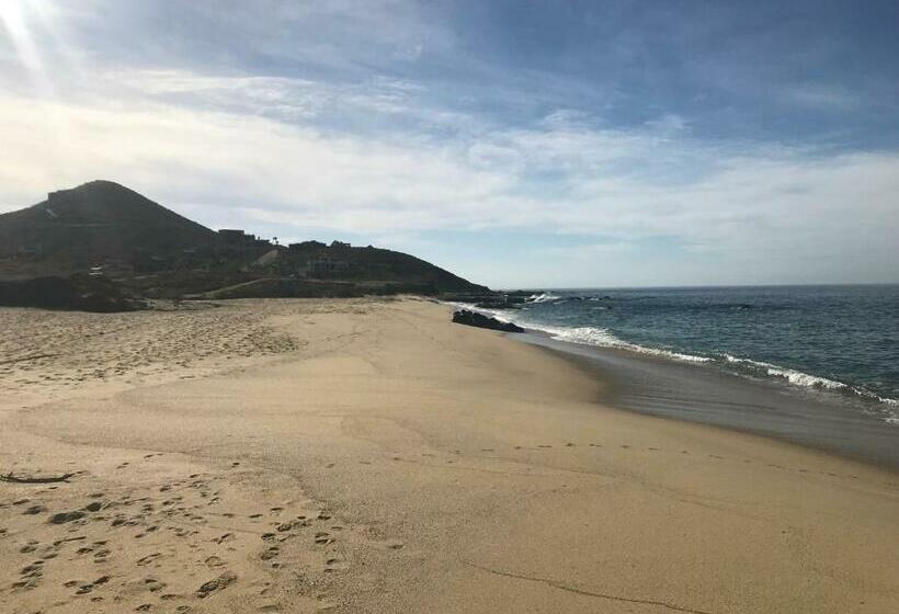 スタンダードスタジオ, Topia Retreat Piscina Suite Norte