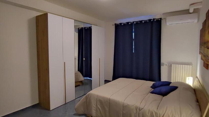 اتاق لوکس با بالکن, Bed & Breakfast La Posada