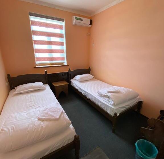 غرفة إقتصادية, Shayx Jalol