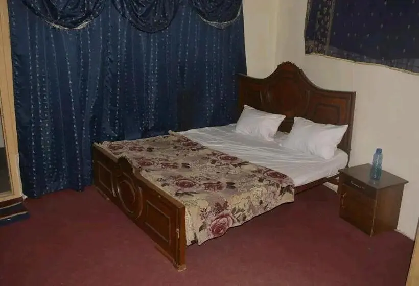 اتاق خانوادگی, Highlander Inn Skardu