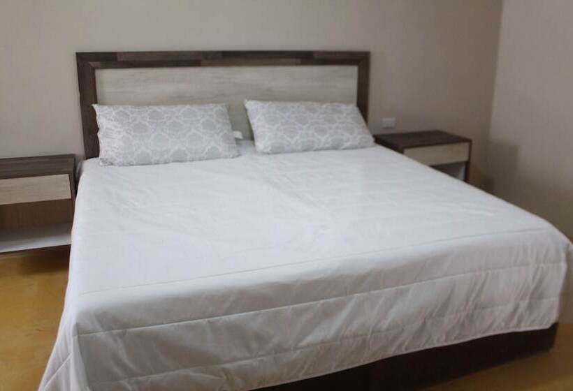 غرفة قياسية, Casa Hidalgo