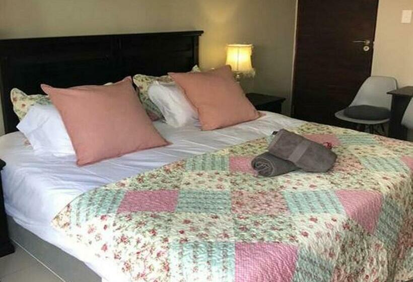 חדר סטנדרט עם מיטת קינג, Fiori Rosa