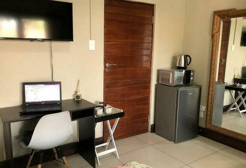 חדר סטנדרט עם מיטת קינג, Fiori Rosa