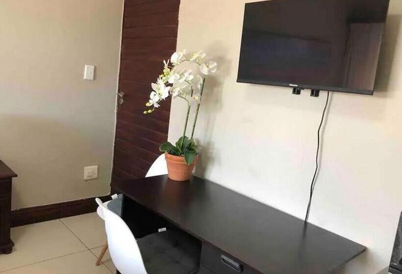 חדר סטנדרט עם מיטת קינג, Fiori Rosa