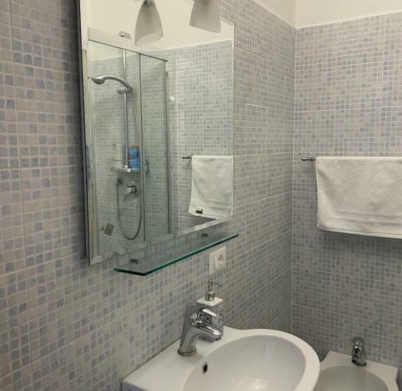 اتاق استاندارد, Il Fascino Delle Cinque Terre