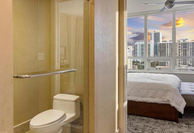 جناح سرير كينج, Singer Island Beach Resort And Spa, Located At The Palm Beach Resort